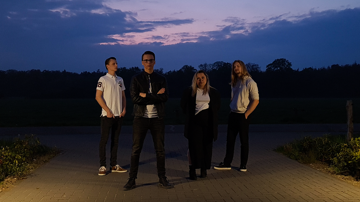 amphion-cultuurbedrijf-Mind-the-Blimp-bandfoto-16x9-1