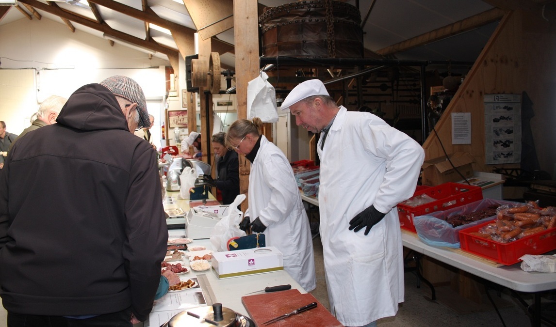 20241103-Slachtvisite-bij-Museum-Smedekinck-in-Zelhem009-artikelfoto