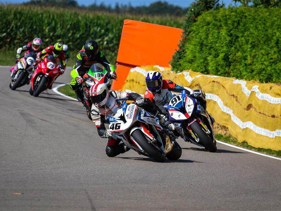 503976_BeNeLux_Trophy_SBK_foto_Henk_Teerink