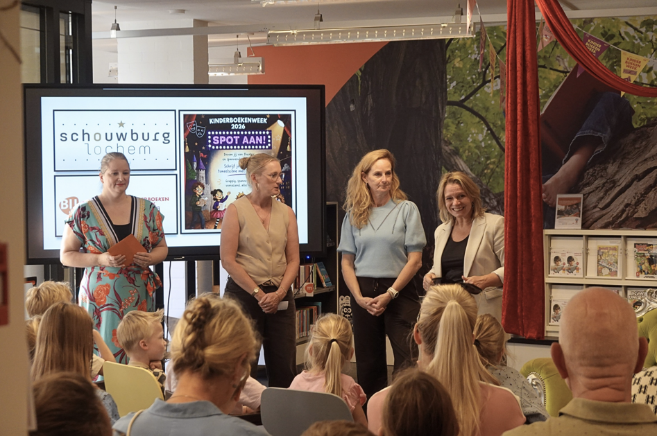 Winnaars schrijfwedstrijd Kinderboekenweek bekend tijdens feestelijke middag BIJ de bieb in Lochem