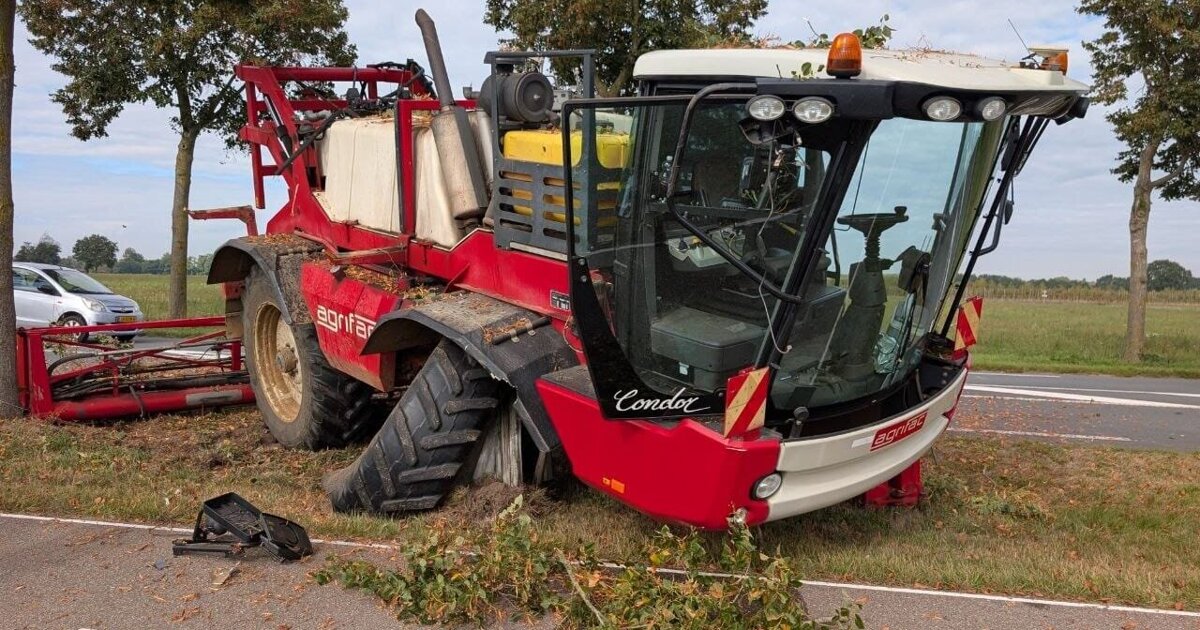 Landbouwvoertuig schiet van de weg nabij Zelhem