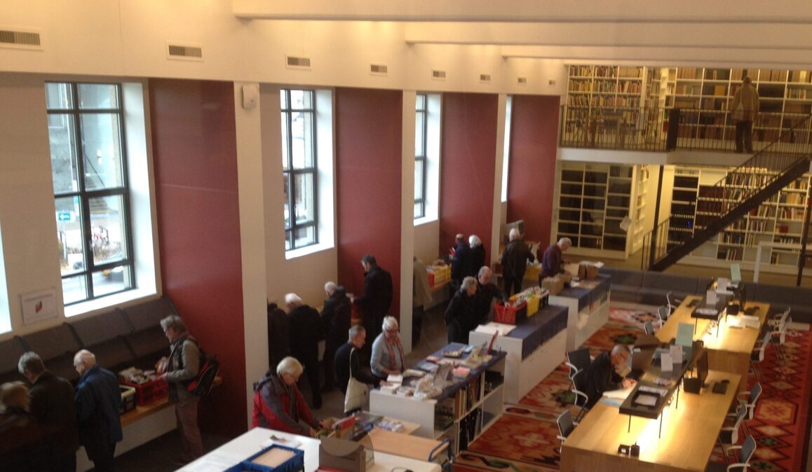 Streekboekenverkoop-bij-ECAL-te-Doetinchem-scaled