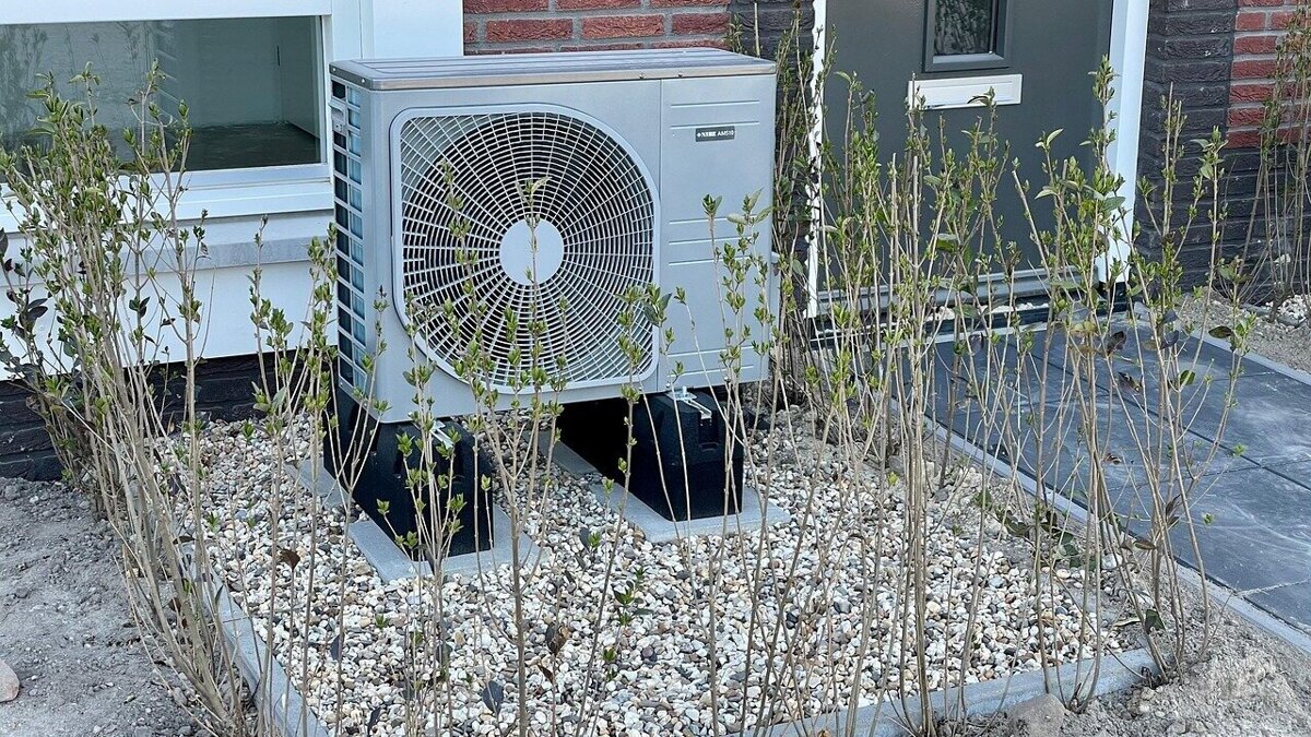 harmvdb-heat-pump-6209793_1280