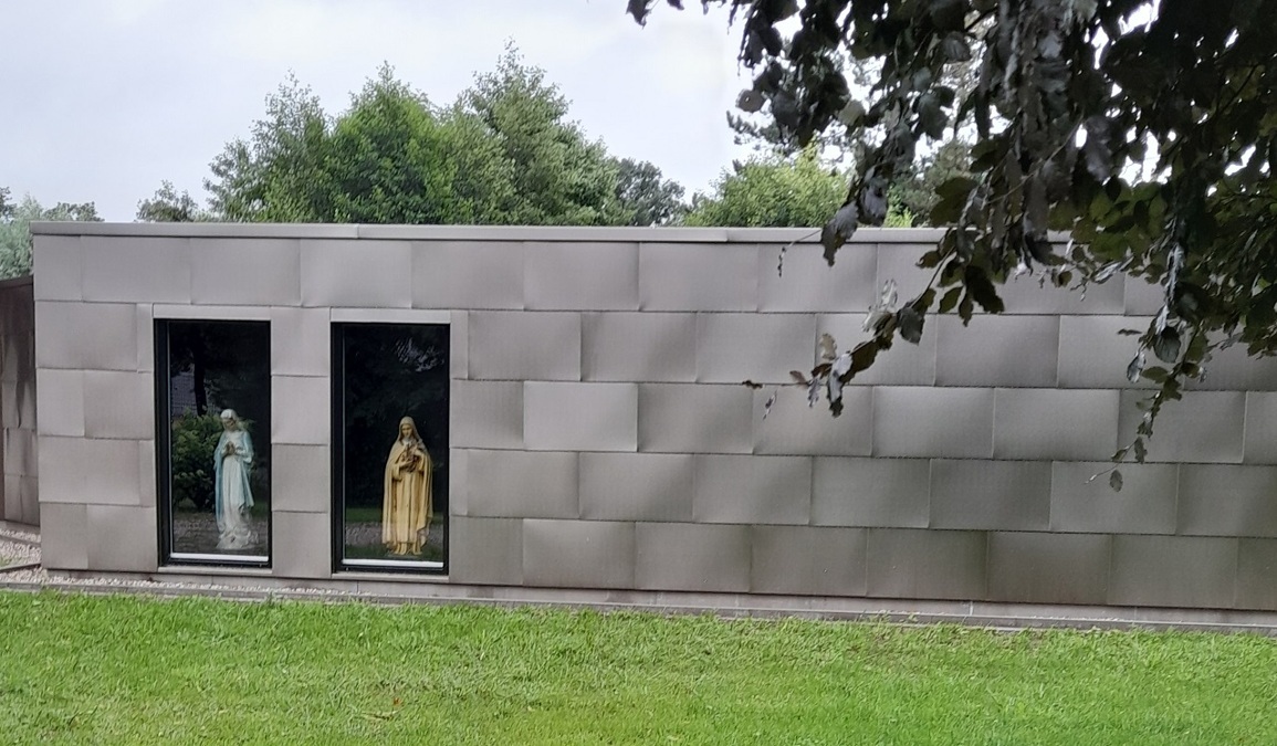 Opslagruimte-heiligebeeldenmuseum-kranenburg-foto-PR-Heiligenbeeldenmuseum