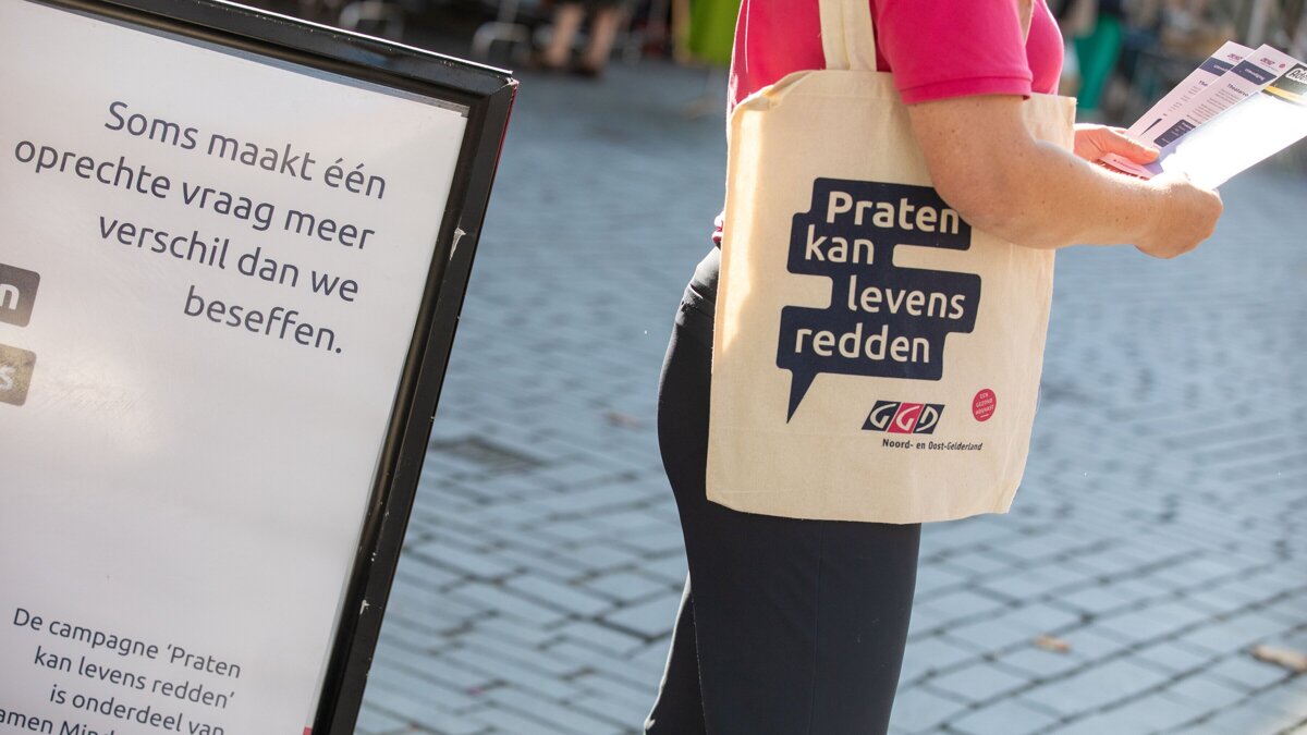 Praten kan levens redden (002)