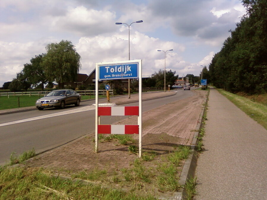 plaatsnaam-toldijk-oud-bord-foto-rtv-ideaal