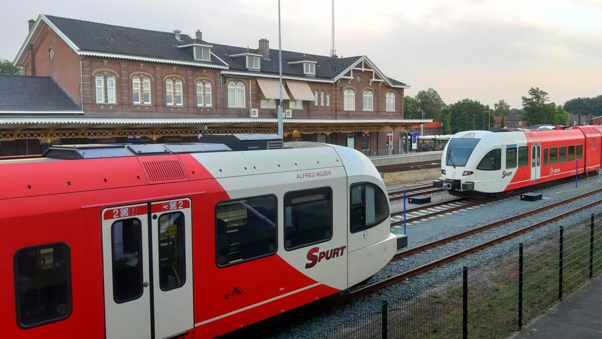 Station-Winterswijk-trein-7-scaled