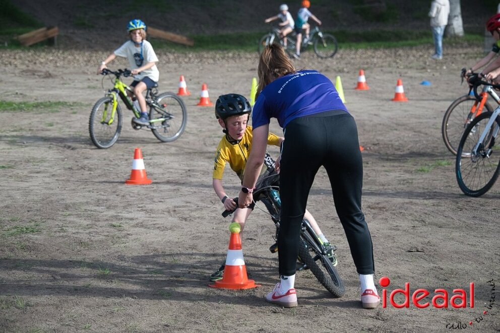 7-10-2026 Clinic veldrijden met Joris Nieuwenhuis (39)