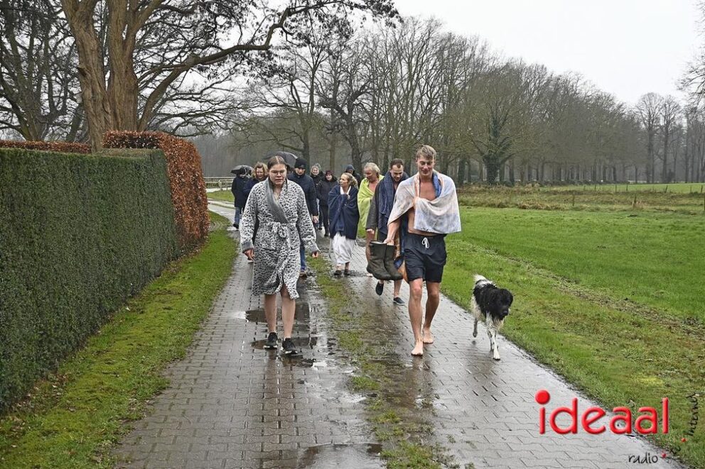 JB-nieuwjaarsduik-2026-01-01-032