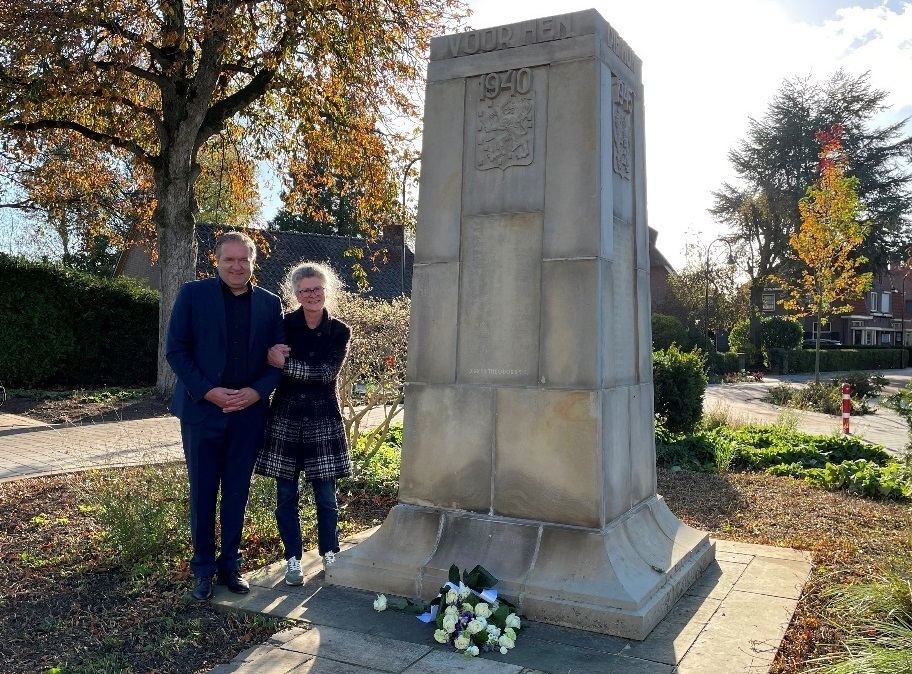 20221102-oorlogsmonument-borculo.jpg