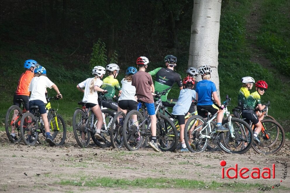 7-10-2026 Clinic veldrijden met Joris Nieuwenhuis (47)