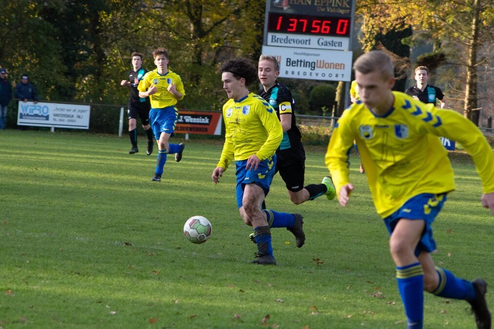 foto-sv-bredevoort-jeugdteam.jpg