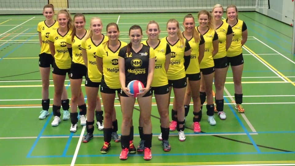 dvodames1.jpg