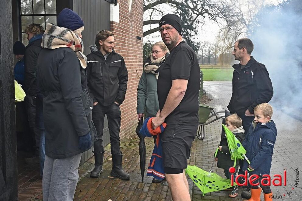 JB-nieuwjaarsduik-2026-01-01-010