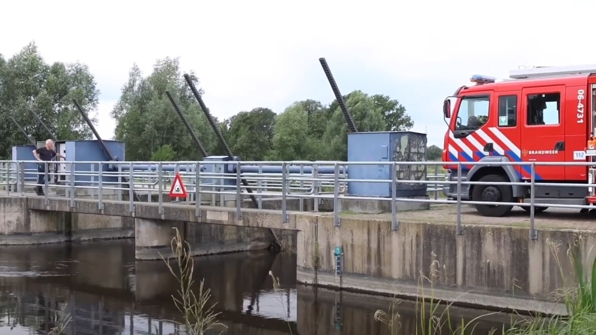 20230809-mogelijk-persoon-te-water-bij-berkelstuw-in-geesteren-foto-112-ijsselland-en-Omstreken