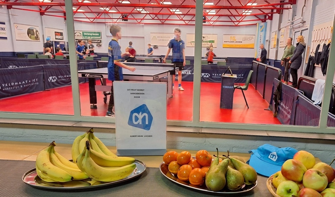 jeugdteam-tafeltennis-lochem-op-gezonde-toer-foto-Tafeltennisclub-De-Toekomst