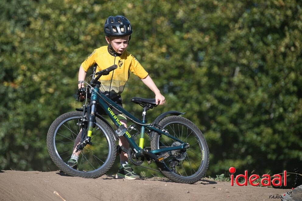 7-10-2026 Clinic veldrijden met Joris Nieuwenhuis (13)