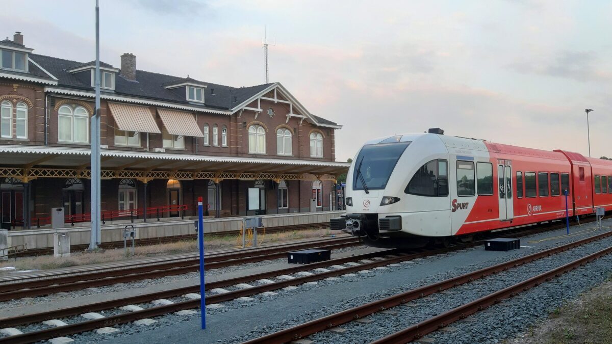 Station-Winterswijk-trein-3-scaled