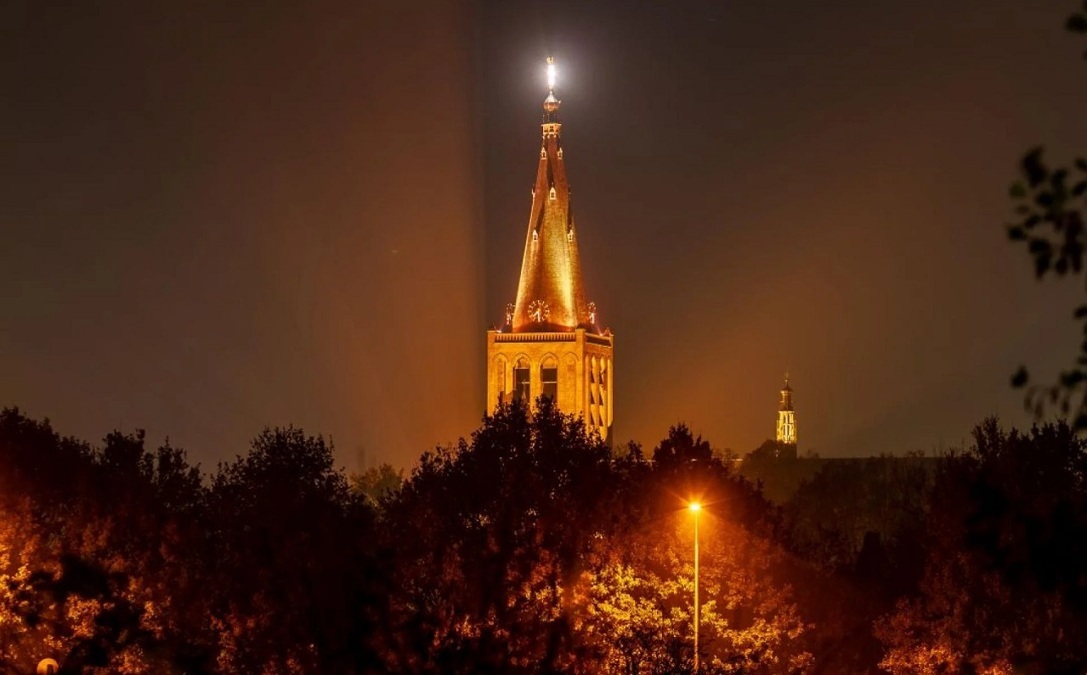Orange-the-World-Orange-World-kerk