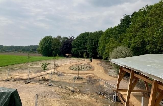 Ceremoniepaviljoen-op-Natuurbegraafplaats-Slangenburg-bijna-gereed