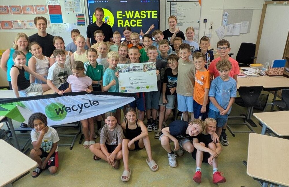e-waste-race