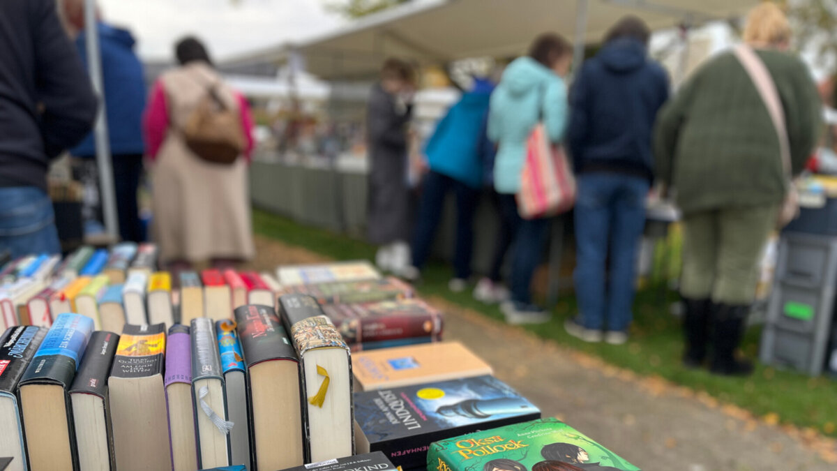 Pers 261018 - Herfstboekenmarkt