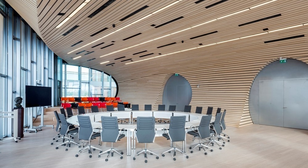 raadzaal-in-stadhuis-Lochem-gemeentehuis-Lochem-foto-gemeente-Lochem.jpg