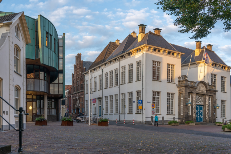 gemeentehuis-zutphen-gemeente-zutphen