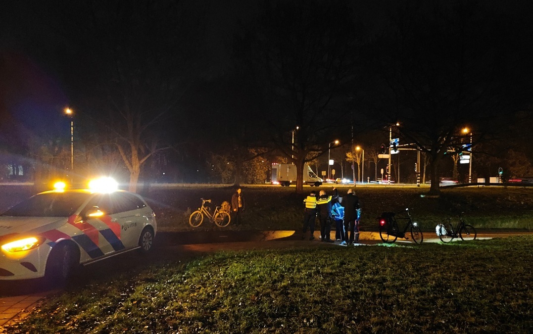 20241204-Fietser-komt-ten-val-in-Doetinchem.jpg