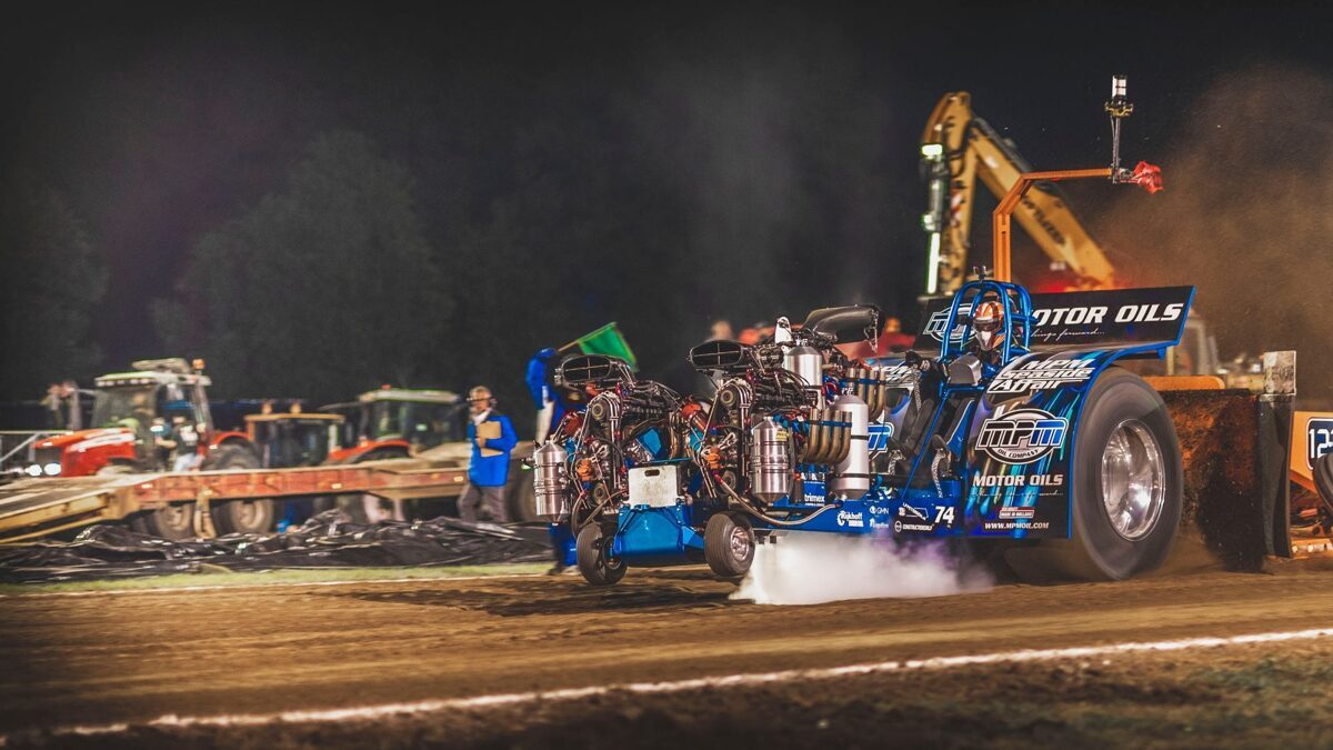 Foto-persbericht-13-juni-2023-tractorpulling-lochem-scaled
