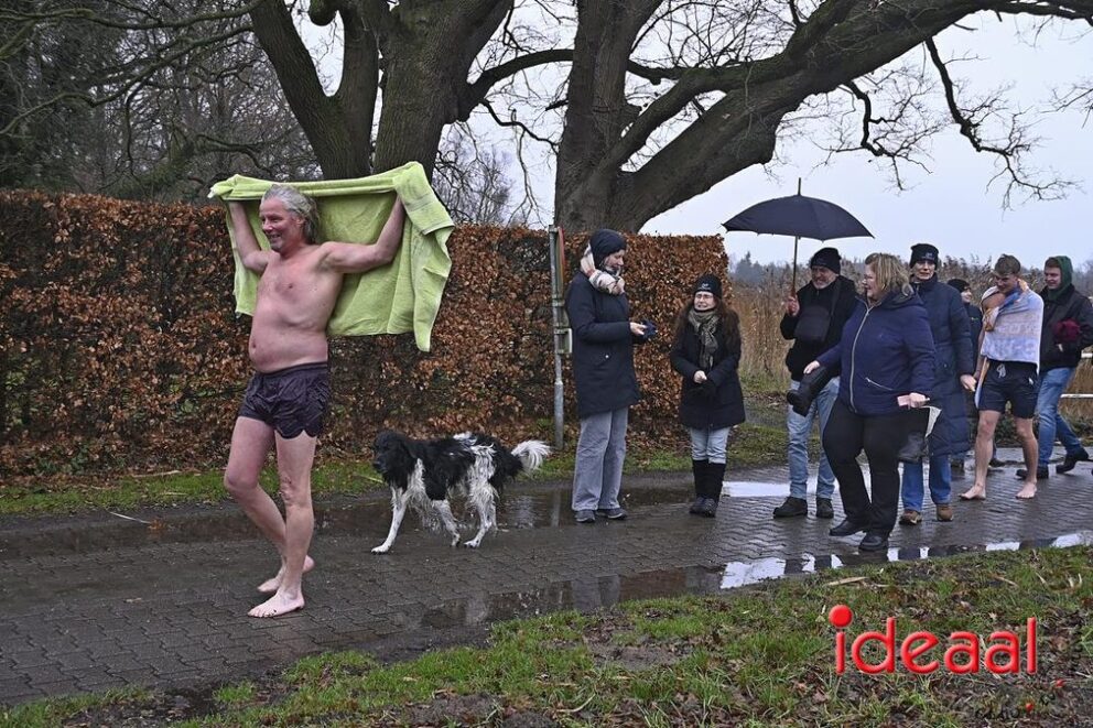 JB-nieuwjaarsduik-2026-01-01-031