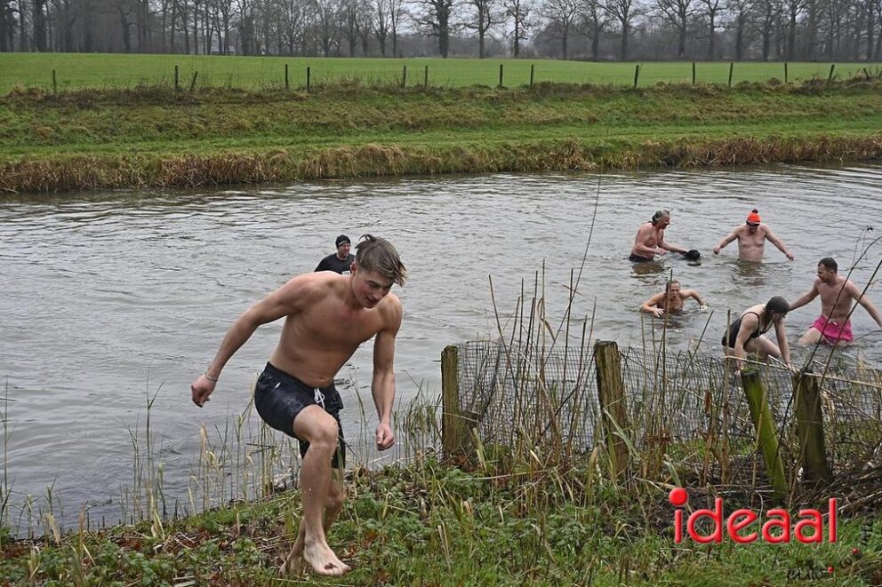 JB-nieuwjaarsduik-2026-01-01-023