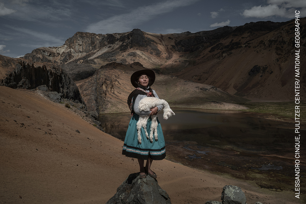 066_South-America_Stories_Online_Alessandro-Cinque_Pulitzer-Center_National-Geographic