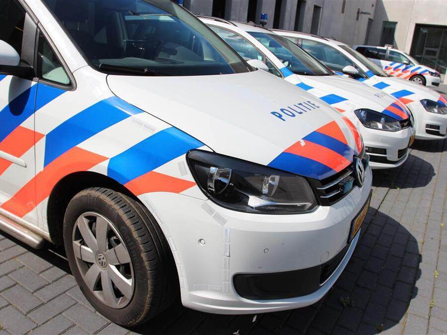 496320_Politie_auto_schuin_5_7.jpg