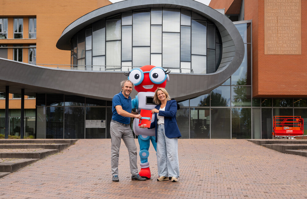Overhandiging_Gemeentehuis-13