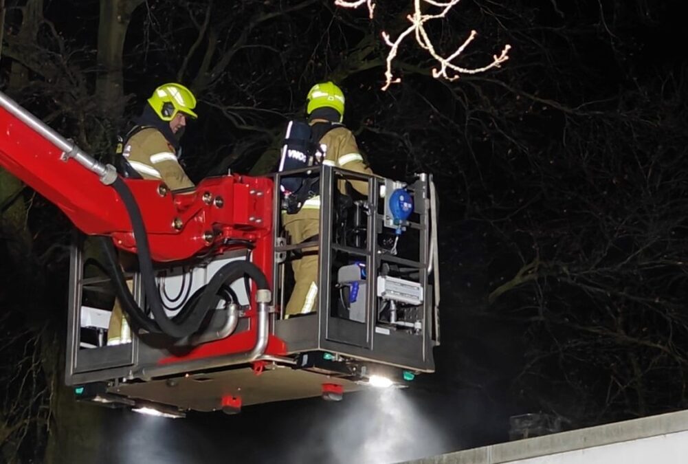 20241204-Schoorsteenbrand-in-woonhuis-in-Aalten002-1068x720