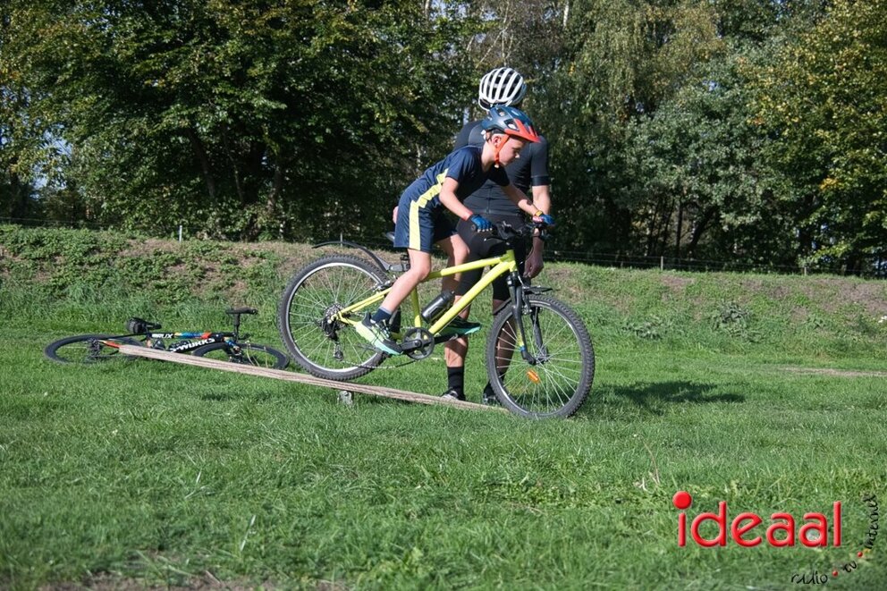 7-10-2026 Clinic veldrijden met Joris Nieuwenhuis (28)