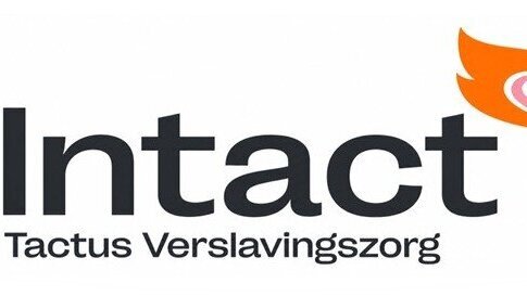 intact (002)