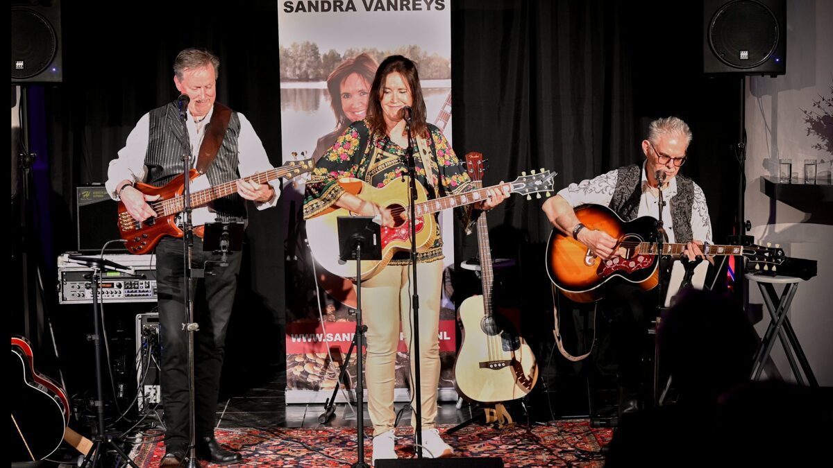20240413_Sandra-VanReys-scaled