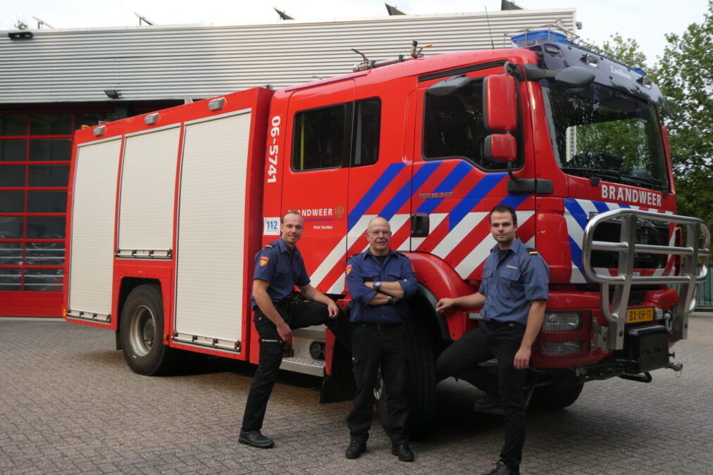 Vader-Bennie-Hekkelman-met-zijn-zonen-Bjorn-l-en-Dennis-r.-Foto-Jan-Hendriksen-1024x683-1