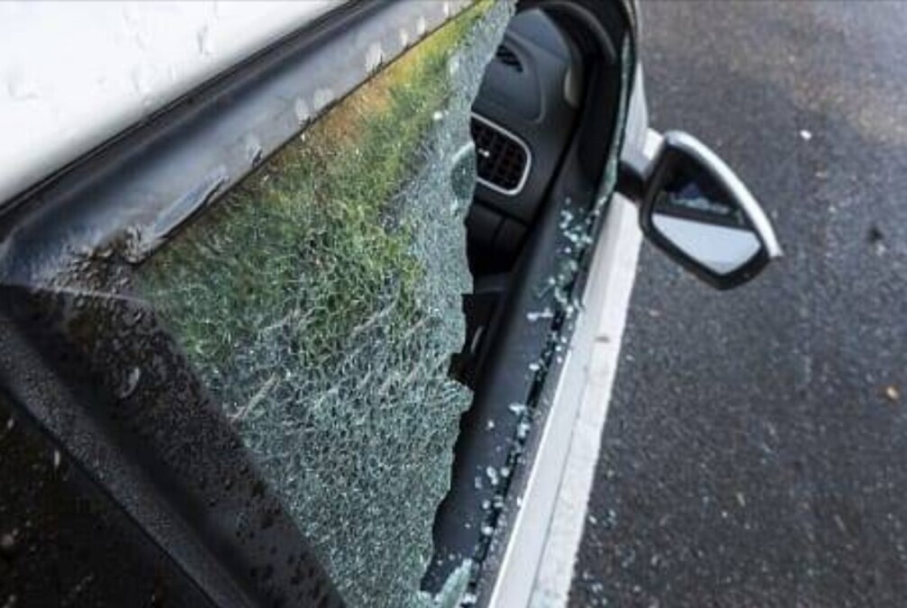 inbraak-auto-foto-politie