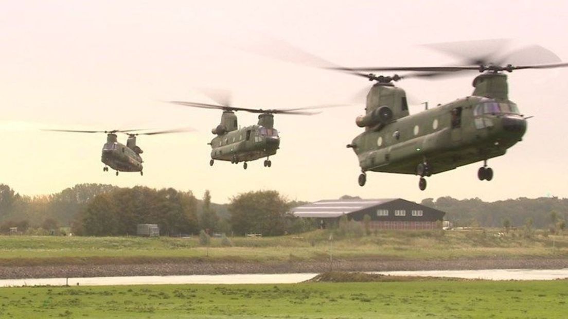 helicopter-voor-oefeningen-defensie-foto-omroep-Gelderland