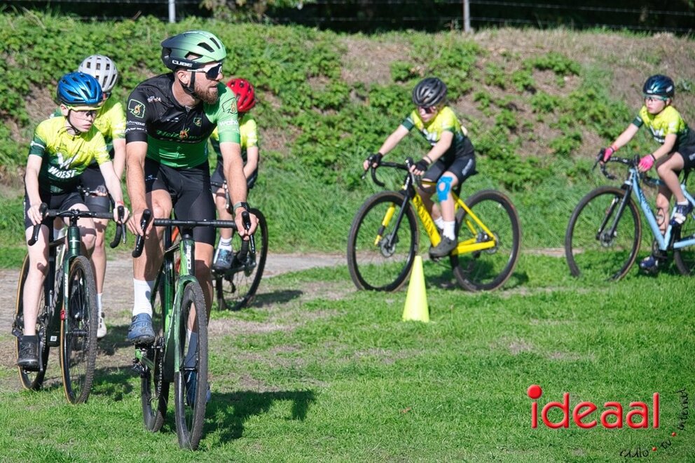7-10-2026 Clinic veldrijden met Joris Nieuwenhuis (19)