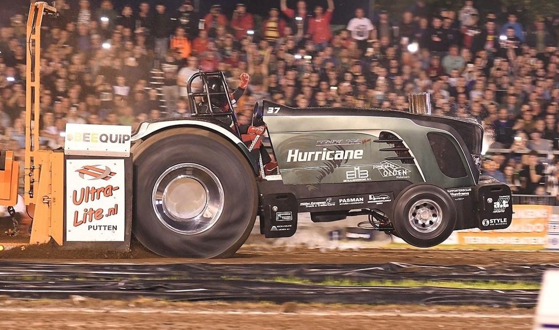 Tractorpulling-team-Hurricane-behaald-1e-prijs-in-lochem-op-3-augustus-2024