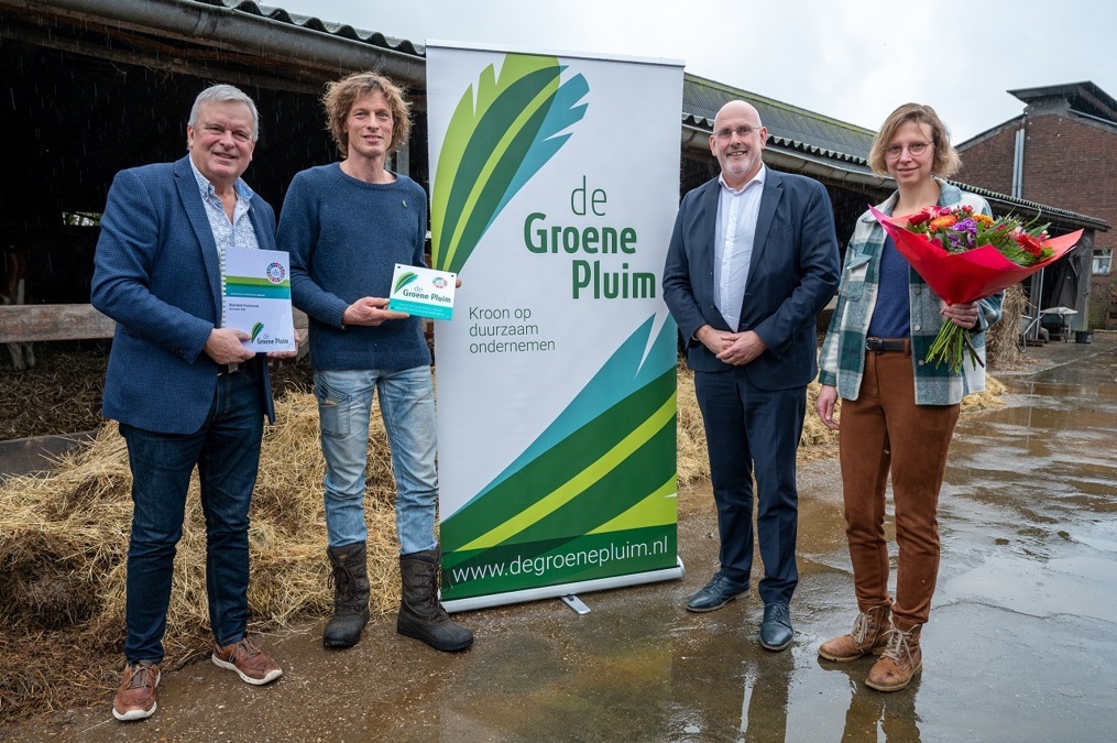 20231214-WMM_2354-Eerste-Groene-Pluim-Gelderland-naar-Boerderij-Ruimzicht-in-Halle