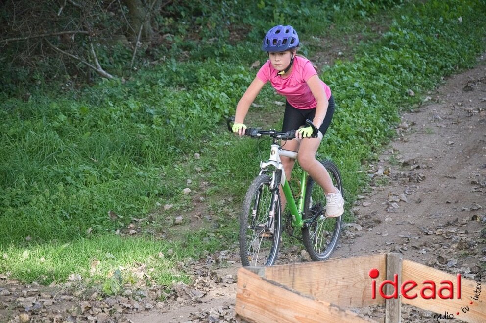 7-10-2026 Clinic veldrijden met Joris Nieuwenhuis (35)
