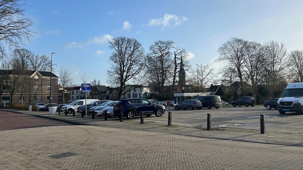 Foto_parkeerplaats_Mauritsweg