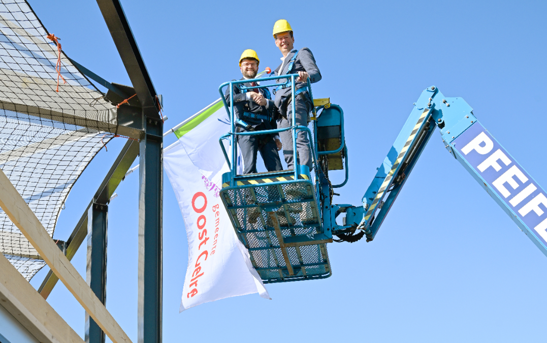 Hoogste-punt-nieuwbouw-ROVA-en-gemeente-0022